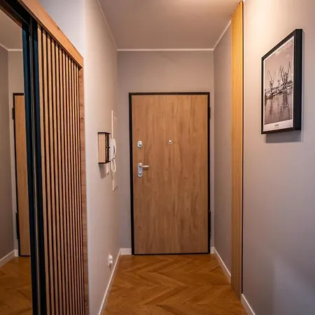 Imagine Sky Apartment *